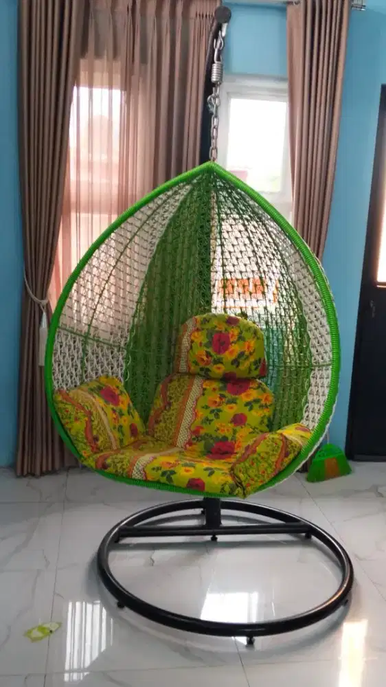 Kursi santai bekas