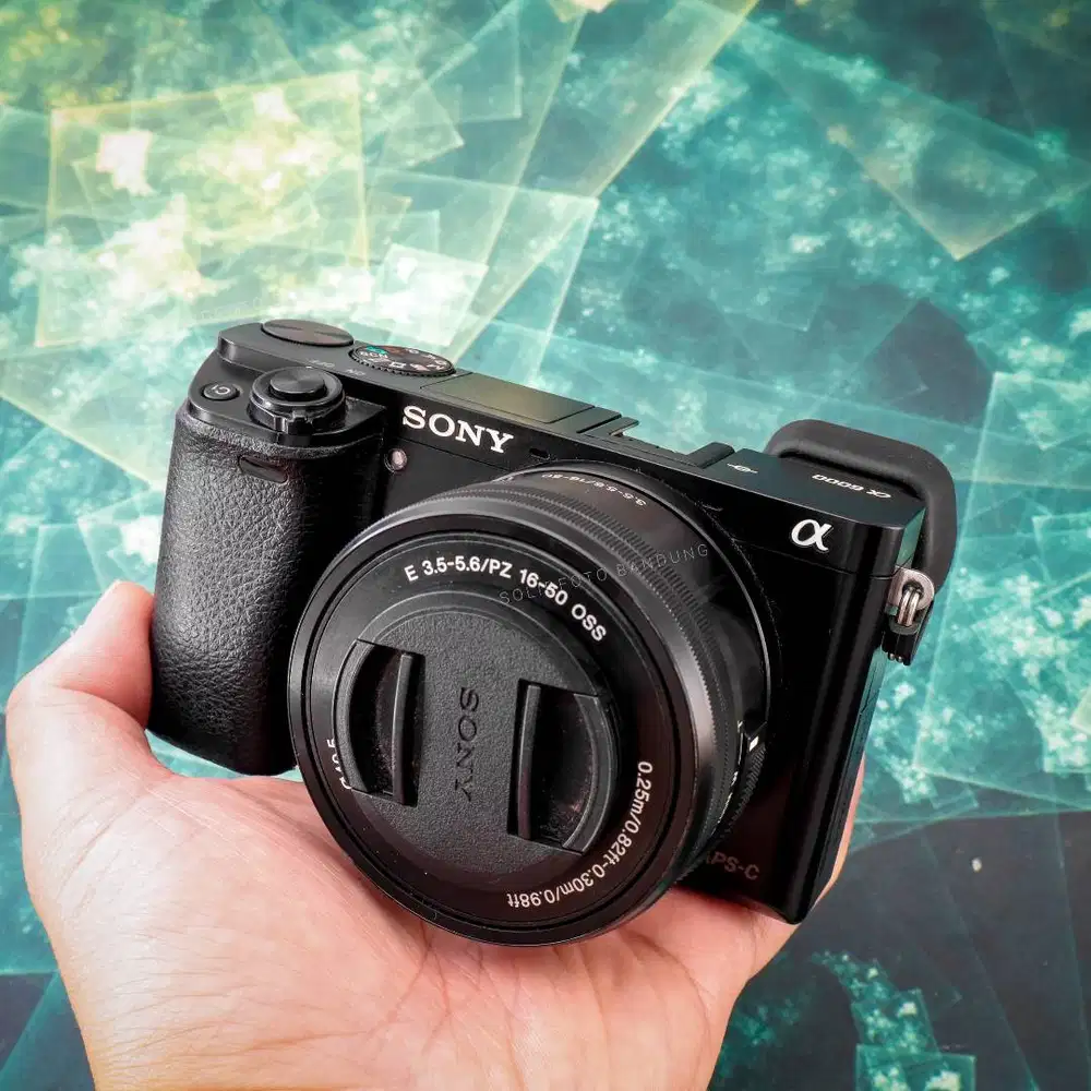 Sony A6000 kit 16-50mm. Fullset Mulus. No Minus