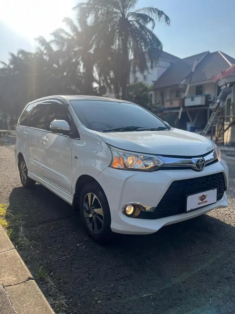 Avanza Veloz 1.5 A/T CASH TERMURAH