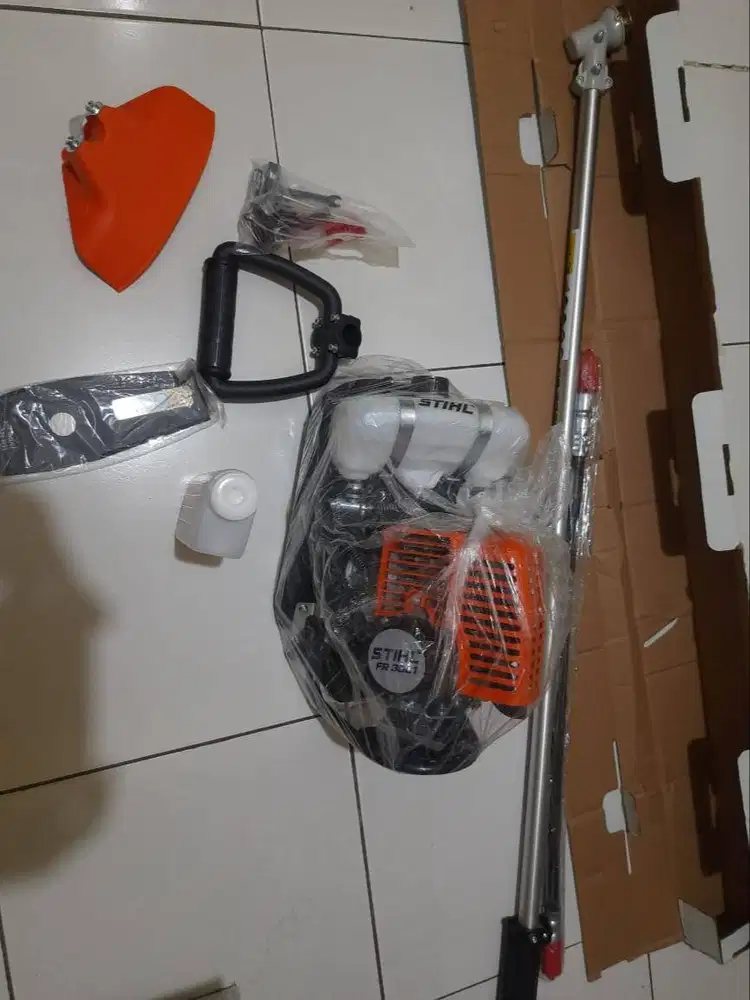 Mesin potong rumput STIHL FR3000 2 TAK