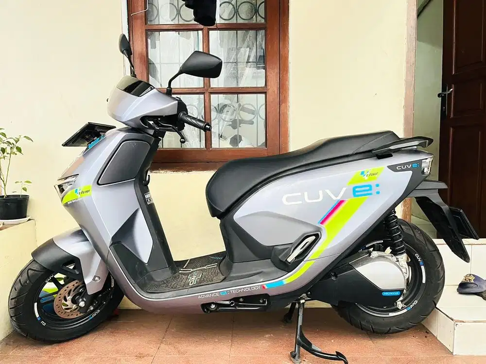 Dijual motor listrik honda cuv-e tahun 2025