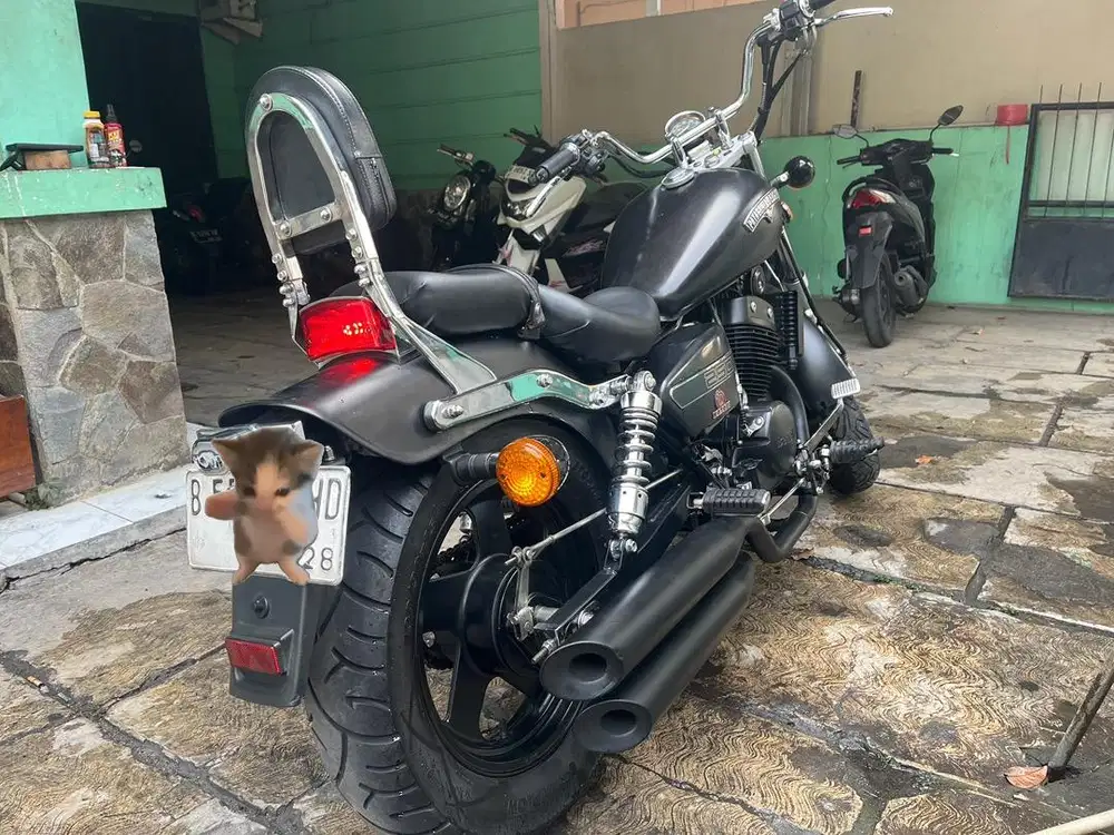 beneli Motobi pe 250