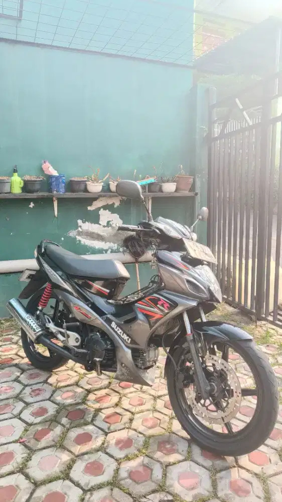 Suzuki Arashi 125R