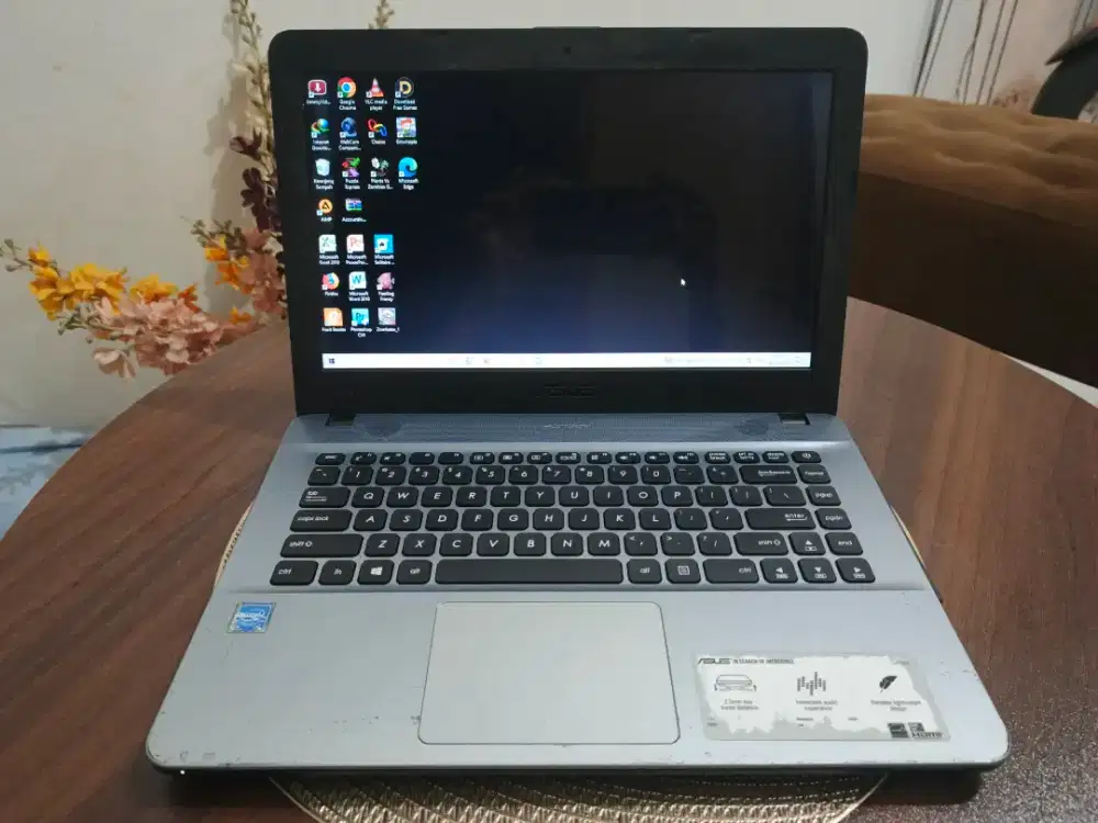 Laptop Asus X441NA