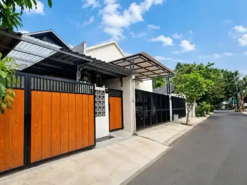 1003 Rumah Secondary Strategis Harga Ekonomis di Komplek Pesanggrahan Jakarta Selatan