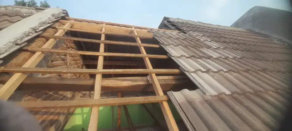 Tukang bangunan