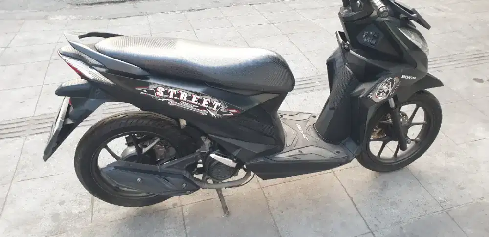 Beat Street th 2023 istimewa km 22 rb pjk hidup