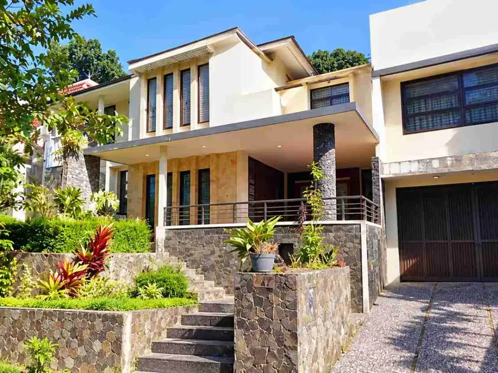 Dijual Cepat TERMURAH! Rumah Mewah Di PRV Parahyangan Rumah Villa Dekat Kampus POLBAN