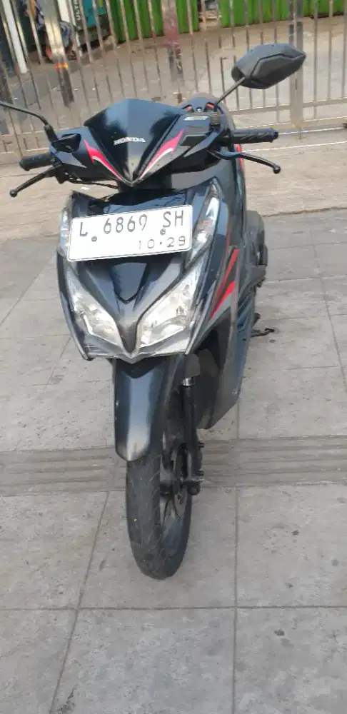 Vario 125 KZR th 2014 mulus pool pjk baru 10-2027