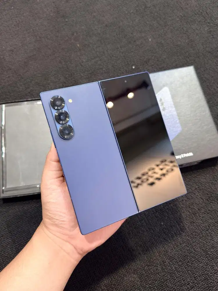 Samsung Galaxy Z Fold 6 5g 12/256gb Bekas Pakai Resmi Kondisi Lecet