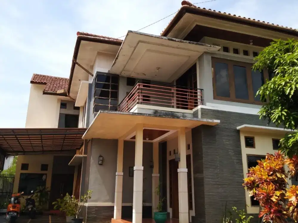 Rumah Dijual Area Cigadung Mewah Siap Huni SHM