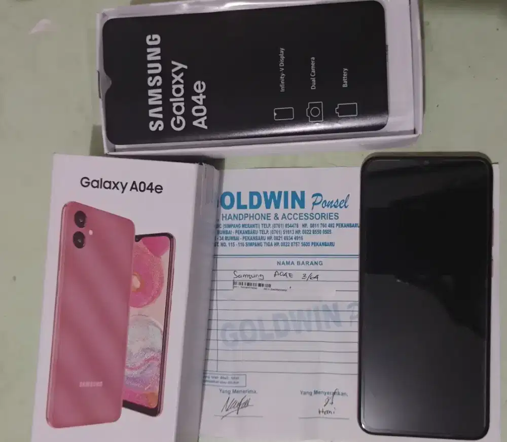 SAMSUNG GALAXY A04e 3GB+4GB / 64GB – COPPER