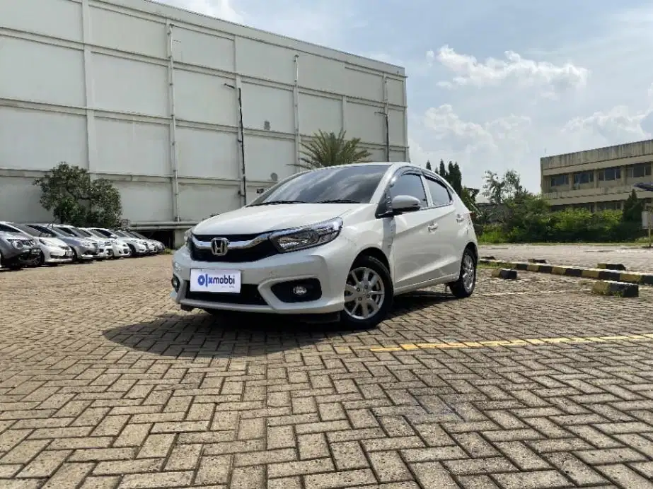 DP 8, JT Honda Brio Satya 1.2 E Bensin-AT Putih 2021