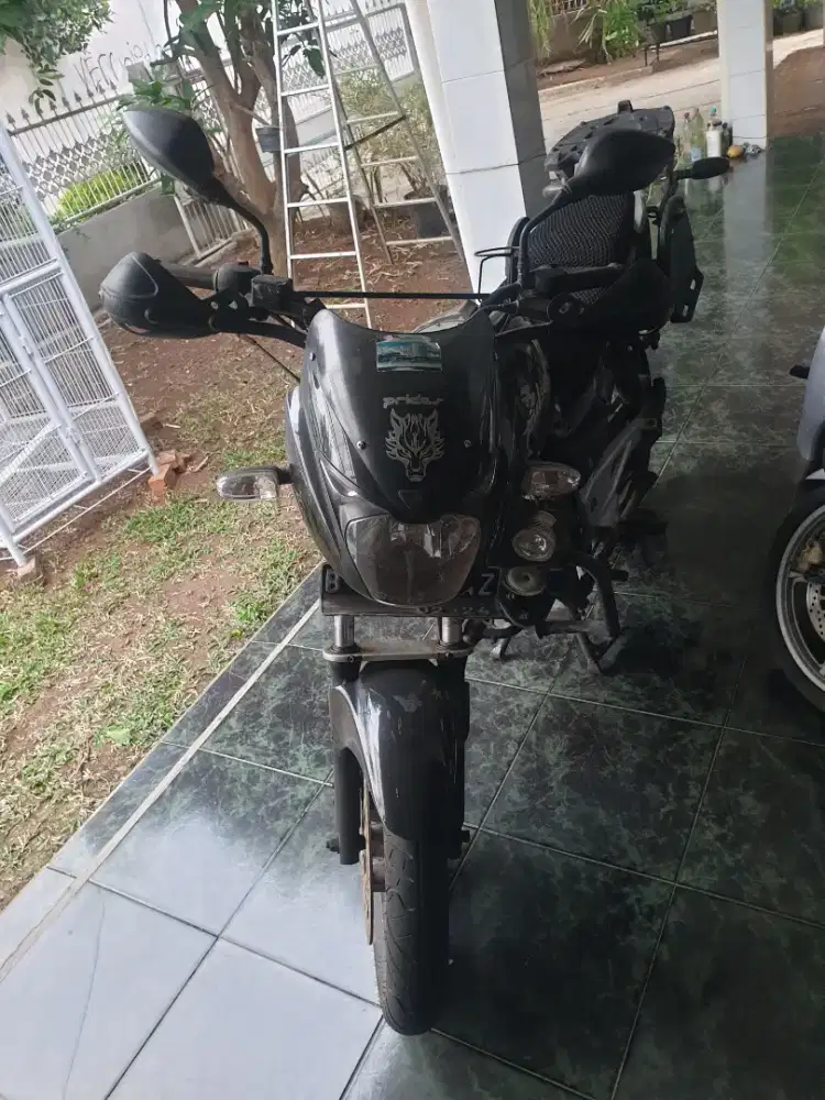 Dijual Bajaj Pulsar 200