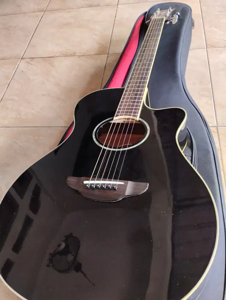 Gitar Akustik/elektrik Yamaha APX 600 Original lengkap Tas softcase