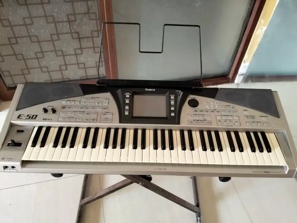 Keyboard  Rolland E50