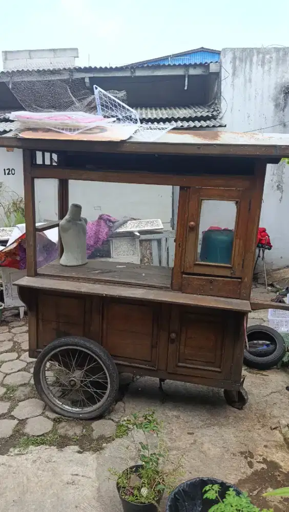 Gerobak Jati / Angkringan / Kuliner Bekas Kokoh