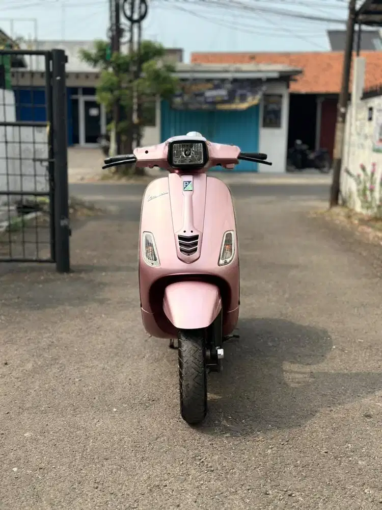 VESPA S 125 IGET 2019 PINK - TERMURAH