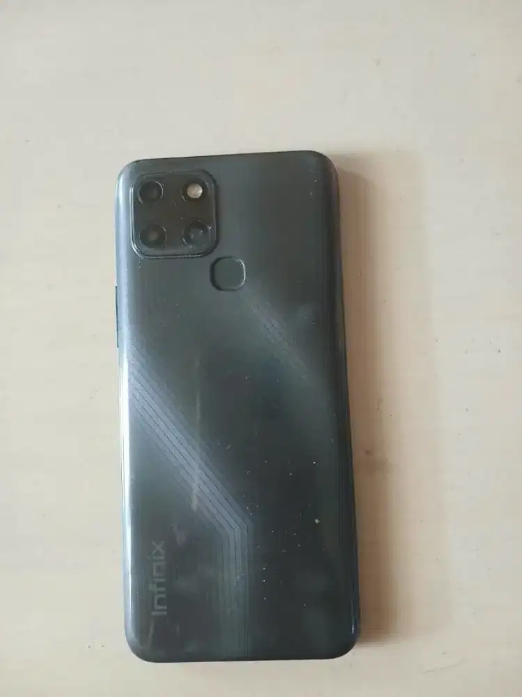 infinix smart 6 RAM 2 GB / ROM 32 GB