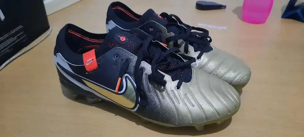 Nike Tiempo Legend 10 Golden Touch