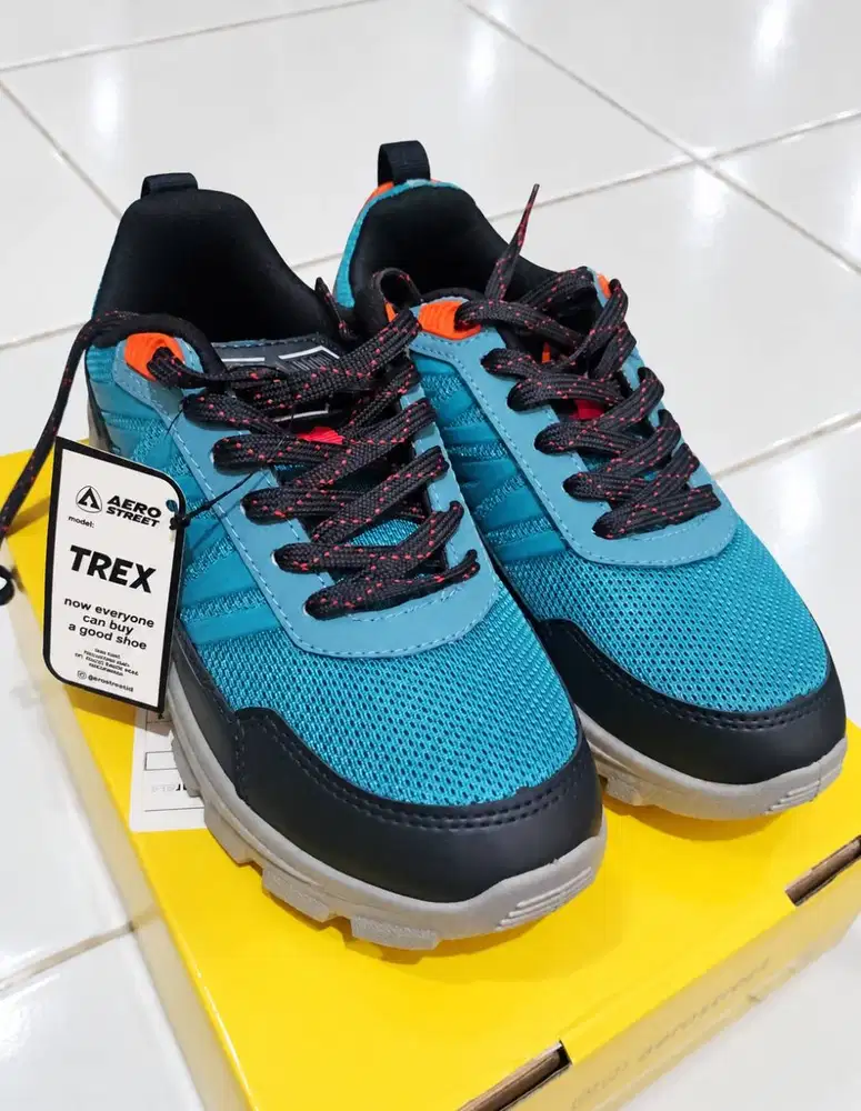 Aerostreet Trex Outdoor Shoes Unisex Warna Biru Tua/Abu/Oranye