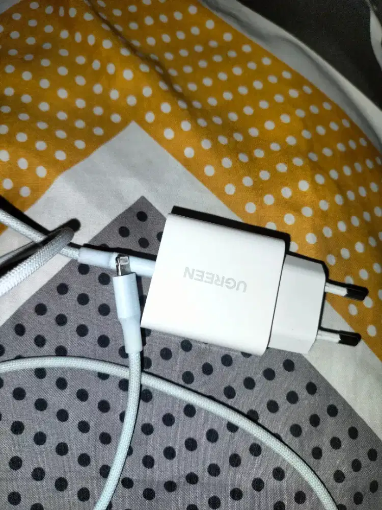 Charger ugreen untuk IP 11 12 13 14