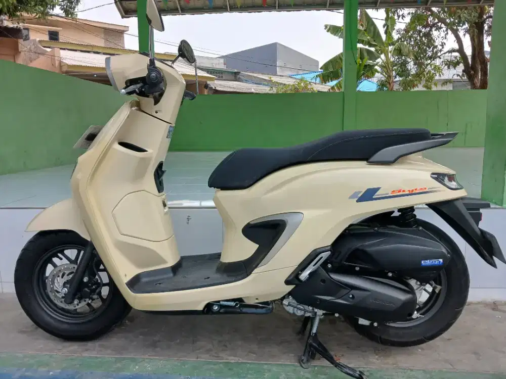 Honda stylo 160 2025