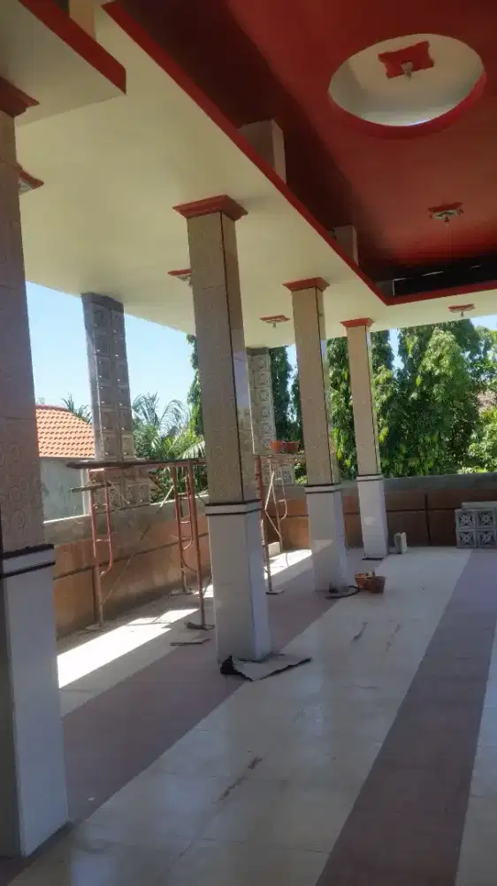 Tukang bangunan