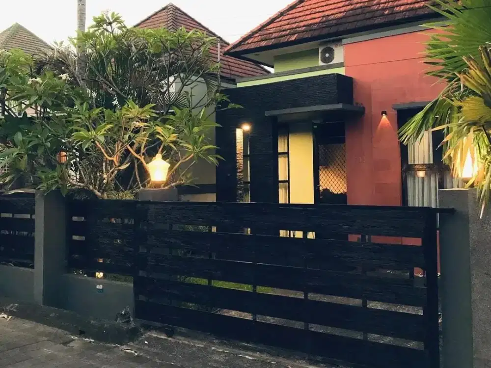 Rumah Jual One Gate System di Taman Jimbaran dekat Kantor Imigrasi.