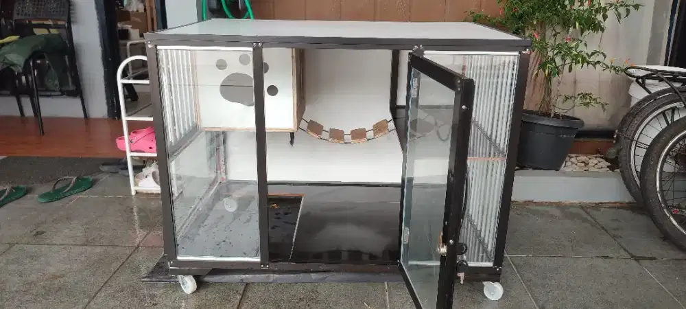 Kandang Kucing Mewah