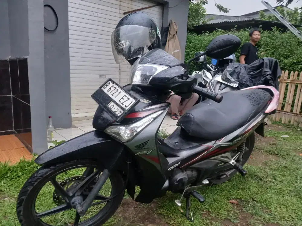 Supra helm in 2012