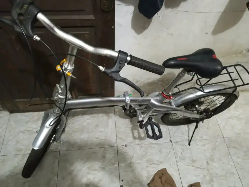 Sepeda lipat 20 sliver