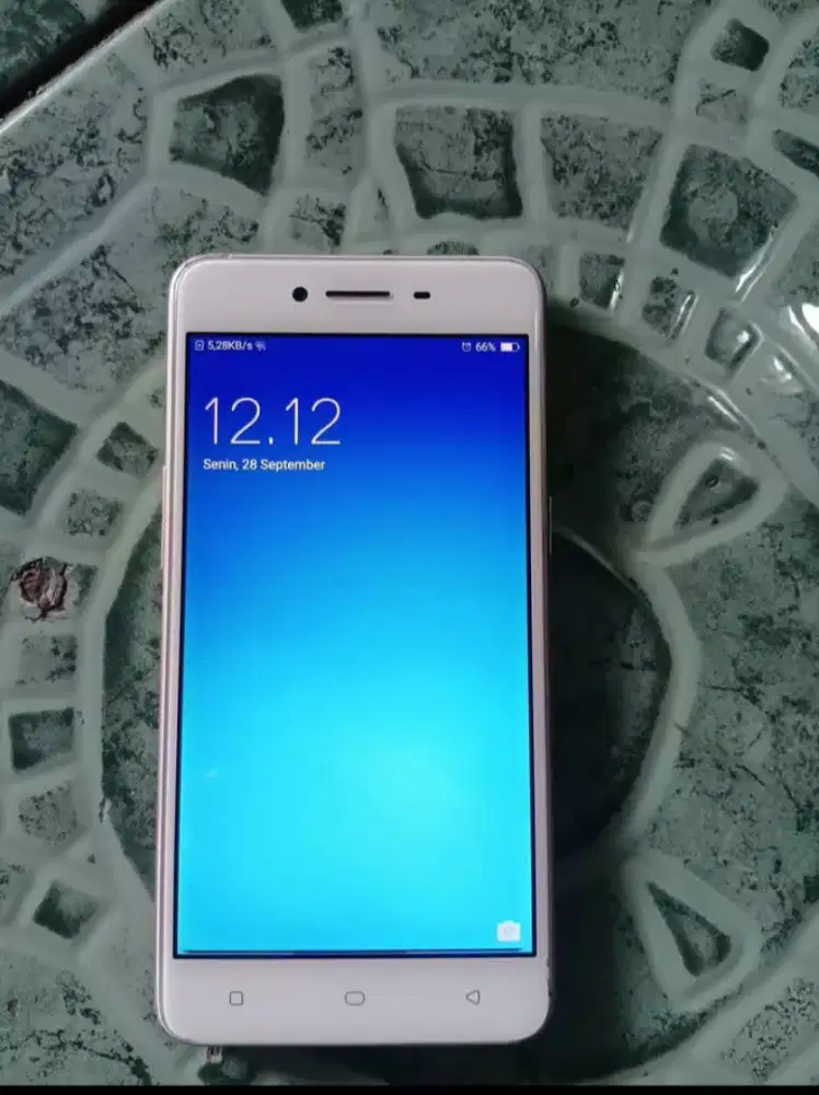Hp Oppo A 37f ram 2/16gb bu