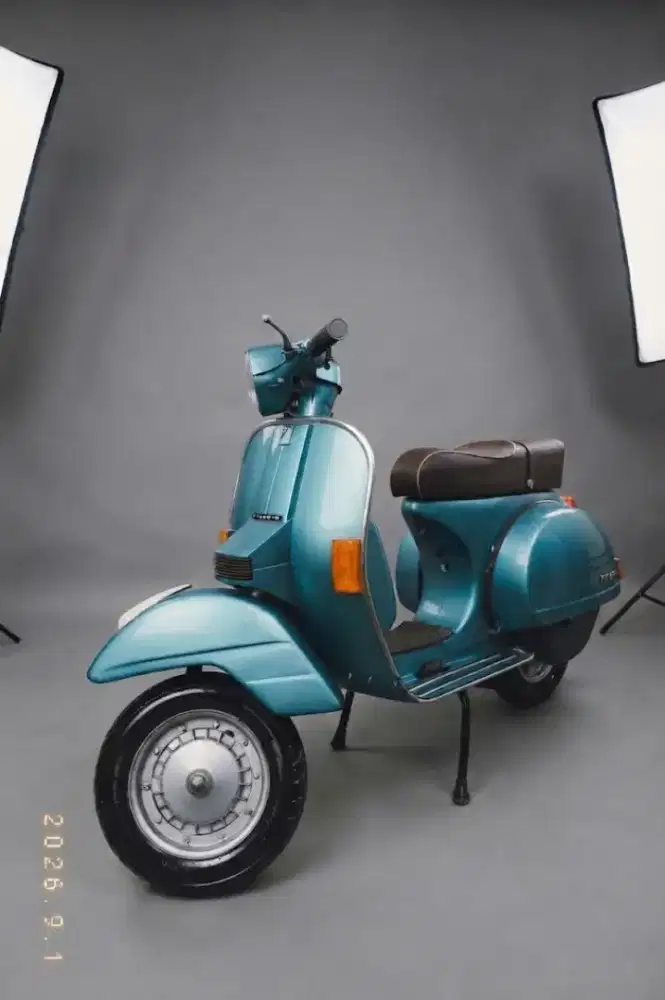 VESPA PX (NEW PX LOOK) TAHUN 1982
