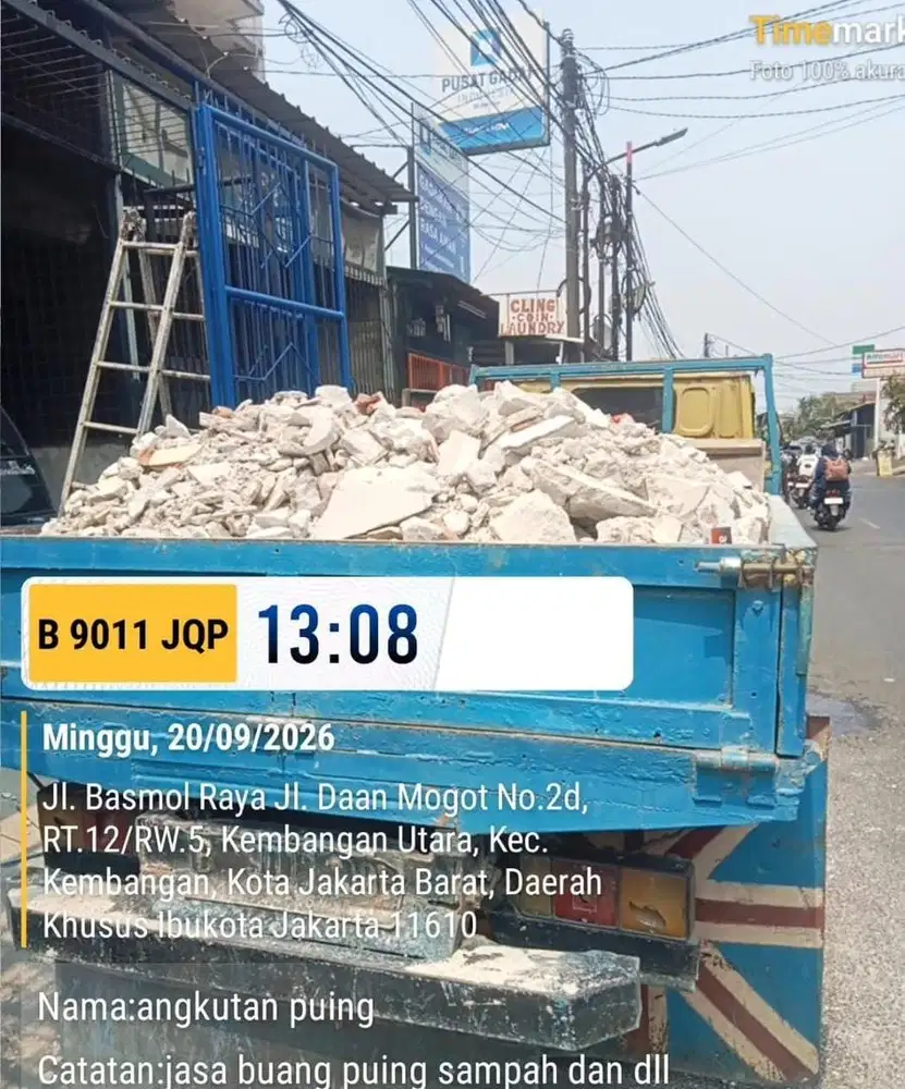 Urugan puing dan buang sampah