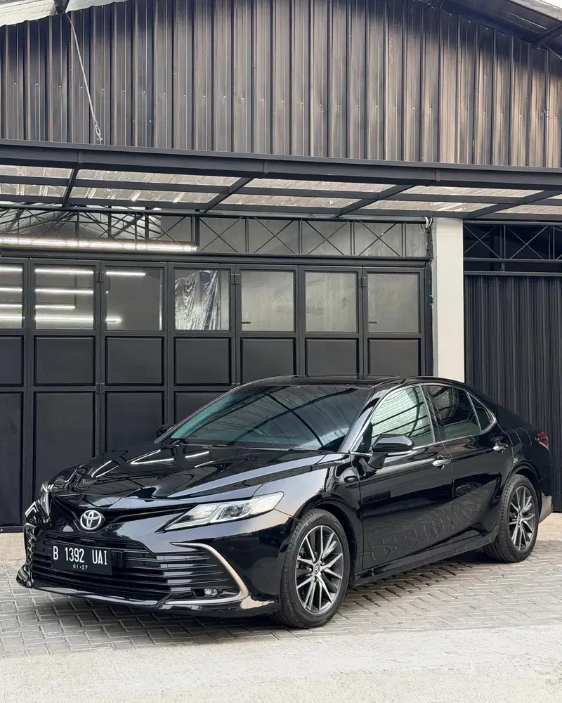 (DP 45 JT) TOYOTA CAMRY 2.5 V AT 2021/2022 FACELIFT BLACK