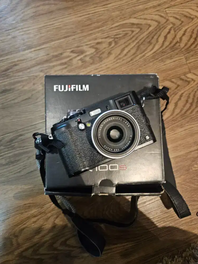 Fujifilm x100s black