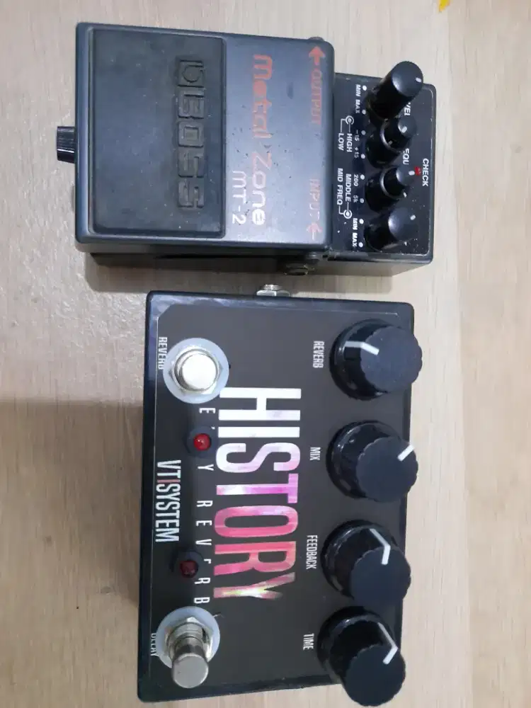 Efek boss metal zone dan vtisystem history reverb delay