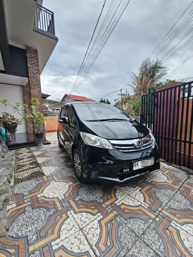 Honda Freed PSD 2012