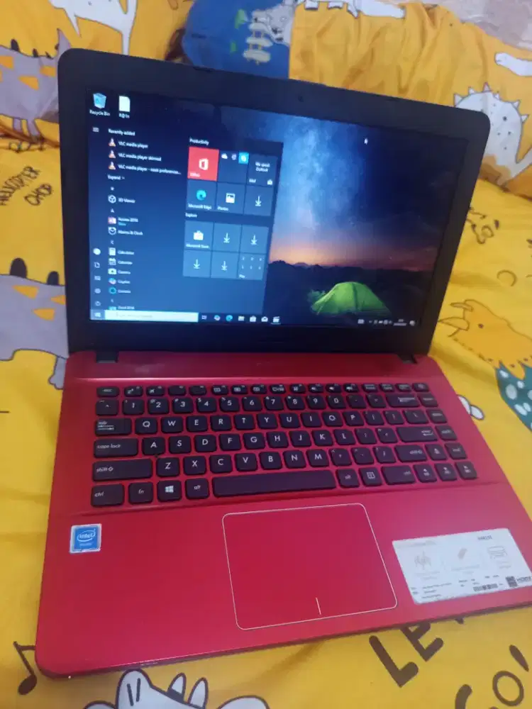 Laptop Asus X441M Ram 4gb/SSD 128GB. Murah