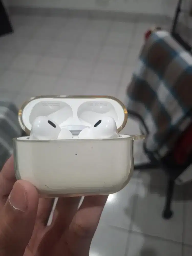 AirPods Pro Original Bekas, Normal Minus Baterai Boros & Eartips Kotor