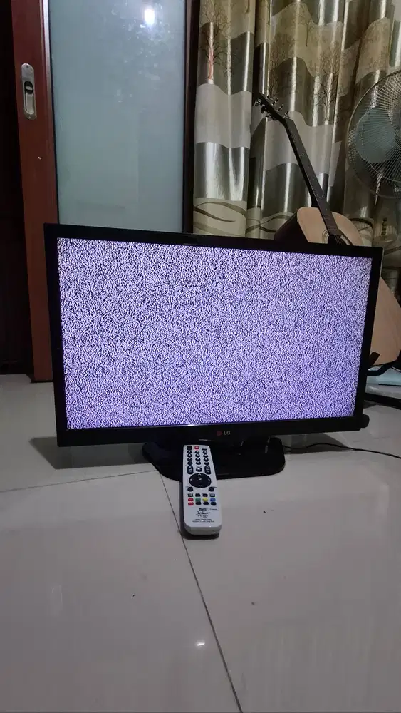 TV LG 24 inch 2013