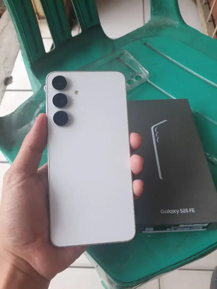 Samsung S25 FE 8/512 GB (Garansi On)