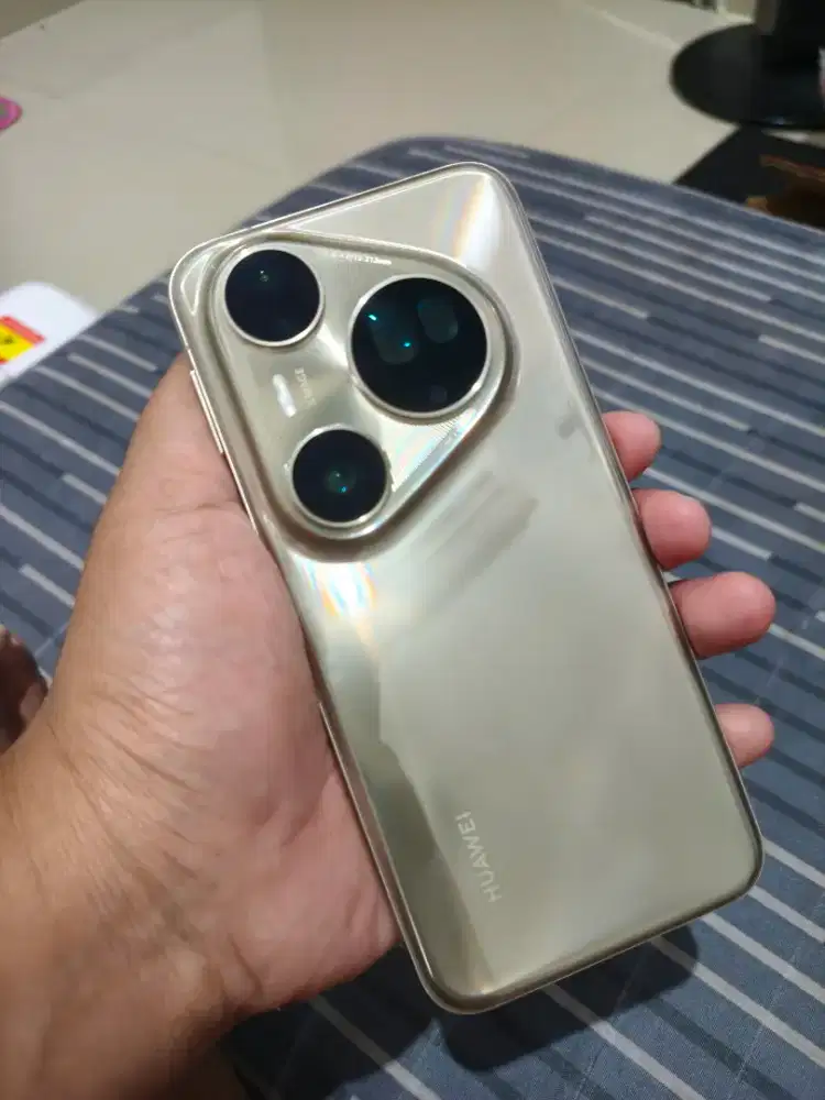 Huawei Pura 80 Ultra 16/512 kamera terbaik sedunia