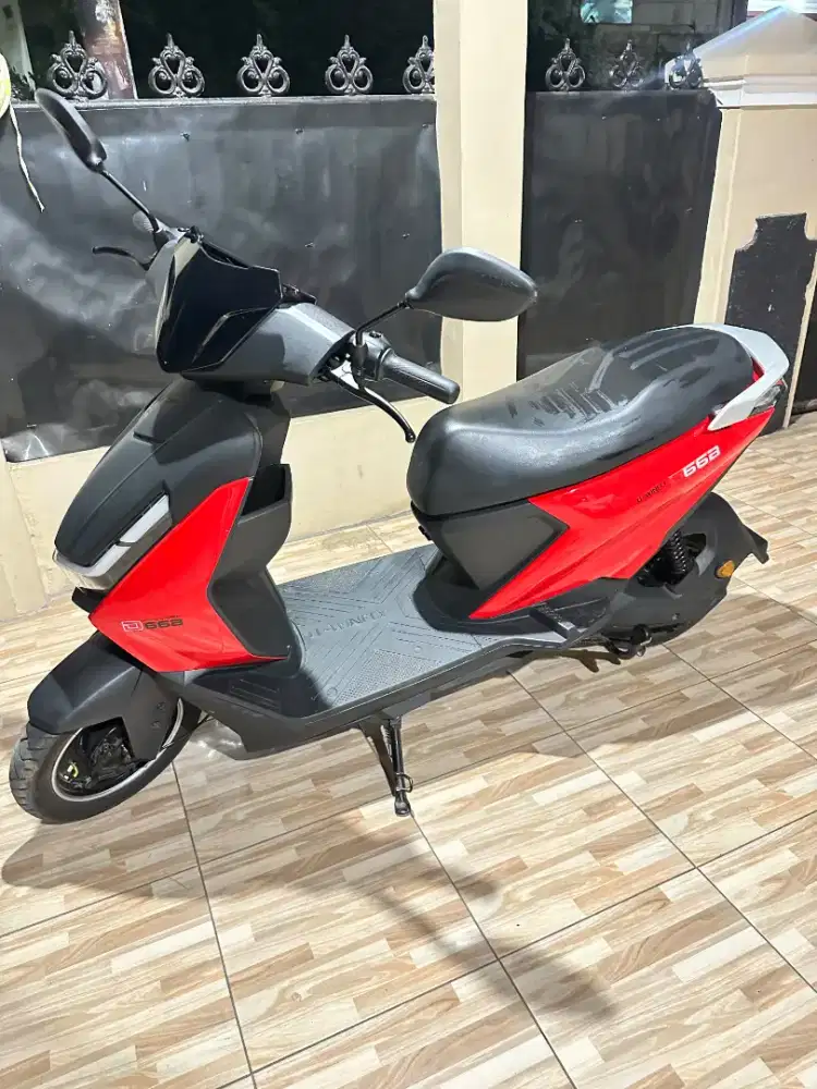 Sepeda listrik uwinfly D66B merah baru 3bln