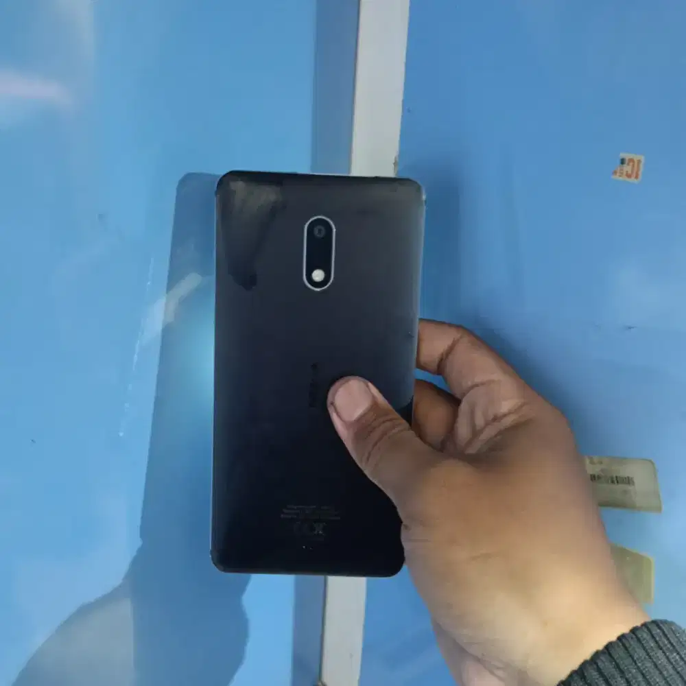 nokia 6 3/32 layar agak menguning normal fungsional