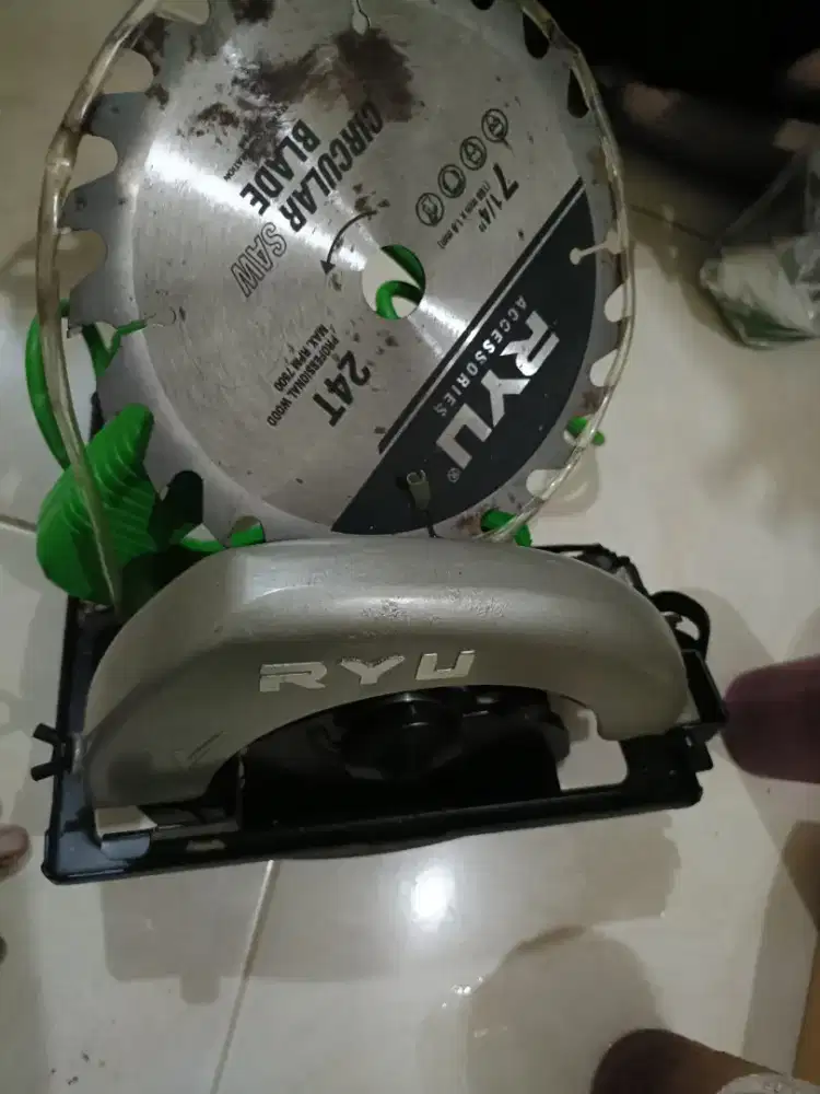 Mesin serut kayu