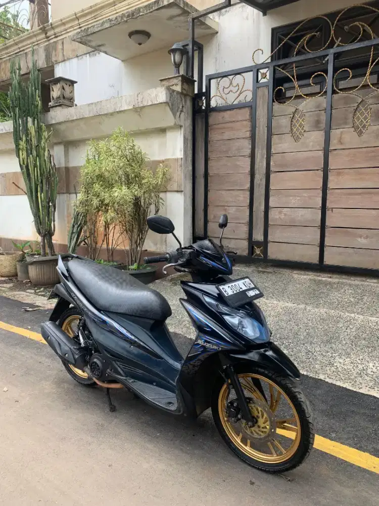Suzuki Hayate 125 tahun 2011 ss lengkap