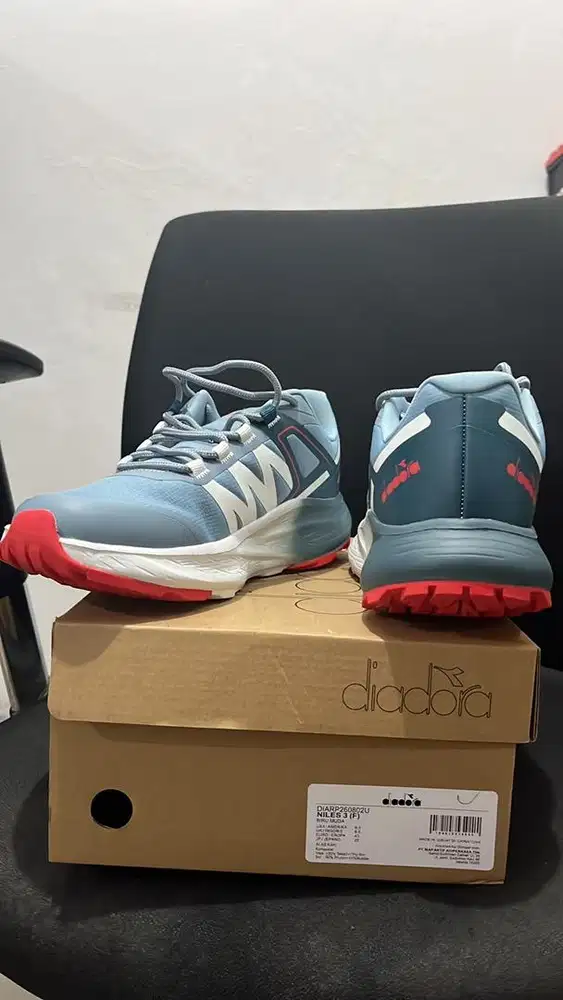 Sepatu running Diadora Niles 3 Blue