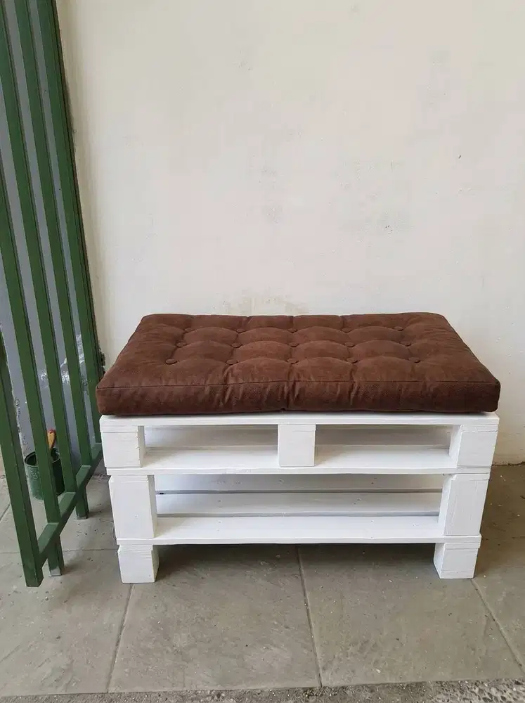 Kursi Palet Minimalis